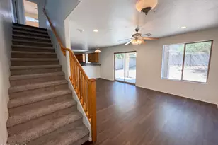 13976 W Port Royale Ln, Surprise, AZ 85379 - Photo 9