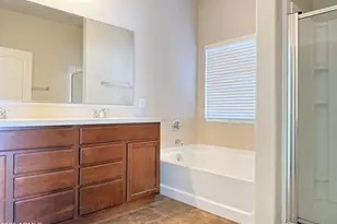 1128 S Olympic Dr, Gilbert, AZ 85296 - Photo 9