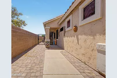 18360 N Alamo Drive, Surprise, AZ 85374 - Photo 5