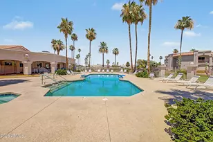9151 W Greenway Rd, Peoria, AZ 85381 - Photo 29