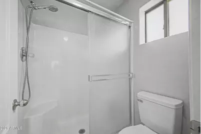 9151 W Greenway Road #224, Peoria, AZ 85381 - Photo 17