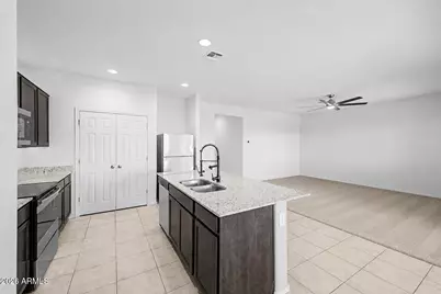 21765 N 259th Avenue, Buckeye, AZ 85396 - Photo 5