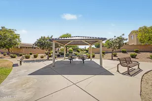 627 E La Costa Dr, Chandler, AZ 85249 - Photo 43
