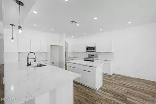 13652 W Gelding Dr, Surprise, AZ 85379 - Photo 11