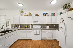 6836 S Tamarron Way, Chandler, AZ 85249 - Photo 13