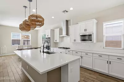 22447 N 97th Lane, Peoria, AZ 85383 - Photo 5