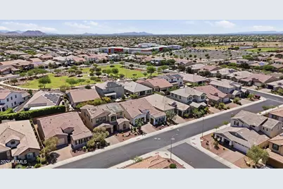 22447 N 97th Lane, Peoria, AZ 85383 - Photo 39