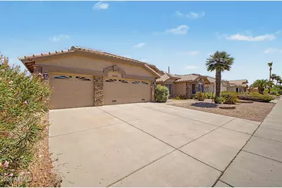 8748 W Sierra Pinta Drive, Peoria, AZ 85382 - Photo 3