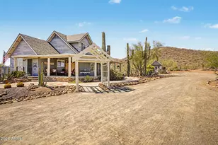 1935 E Tanya Rd, Phoenix, AZ 85086 - Photo 9