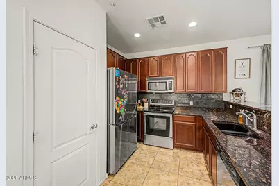 13381 N 87th Lane, Peoria, AZ 85381 - Photo 13