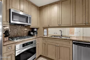7131 E Rancho Vista Dr, Scottsdale, AZ 85251 - Photo 21