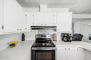 8601 N 103rd Ave, Peoria, AZ 85345 - Photo 11