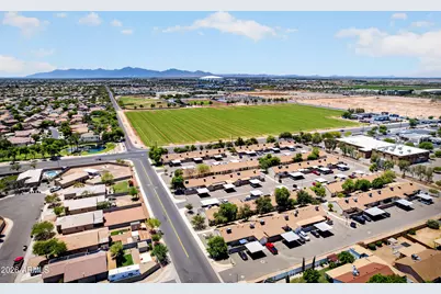 8907 W Manzanita Drive, Peoria, AZ 85345 - Photo 33