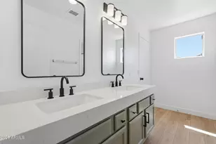 1851 W Hiddenview Dr, Phoenix, AZ 85045 - Photo 47