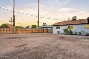 2028 W Solano Dr, Phoenix, AZ 85015 - Photo 43
