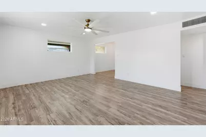 2028 W Solano Drive, Phoenix, AZ 85015 - Photo 17