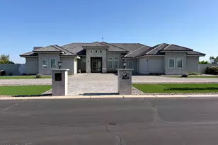 21962 E Stacey Rd, Queen Creek, AZ 85142 - Photo 1