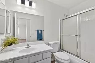 3241 W Huntington Dr, Phoenix, AZ 85041 - Photo 15