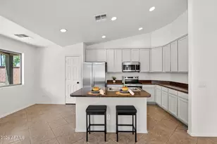 3241 W Huntington Dr, Phoenix, AZ 85041 - Photo 5