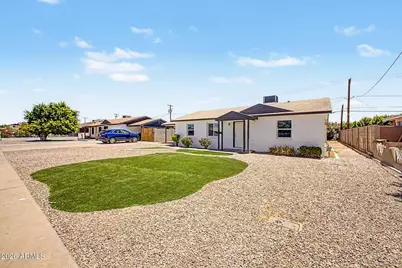 639 S Sirrine --, Mesa, AZ 85210 - Photo 1