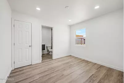 639 S Sirrine --, Mesa, AZ 85210 - Photo 11