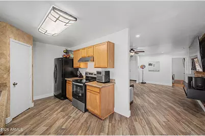 7395 W Rancho Drive, Glendale, AZ 85303 - Photo 11