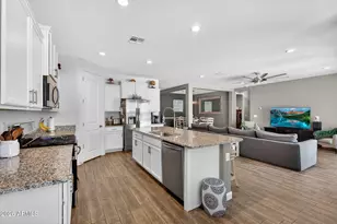 36162 N Quiros Dr, San Tan Valley, AZ 85143 - Photo 9