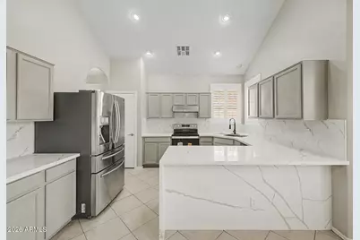 7607 W State Avenue, Glendale, AZ 85303 - Photo 3