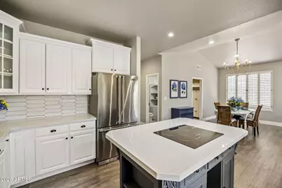 10150 E San Salvador Drive, Scottsdale, AZ 85258 - Photo 9