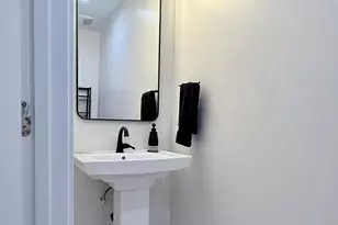 825 N 9th Ave, Phoenix, AZ 85007 - Photo 11