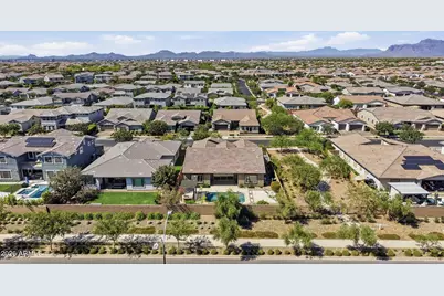10363 E Topaz Avenue, Mesa, AZ 85212 - Photo 59