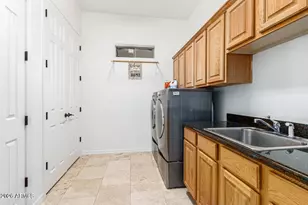 3335 W Carriage Dr, Phoenix, AZ 85086 - Photo 29