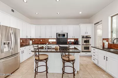 3335 W Carriage Drive, Phoenix, AZ 85086 - Photo 7