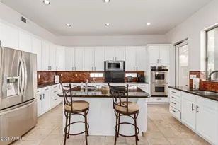 3335 W Carriage Dr, Phoenix, AZ 85086 - Photo 7