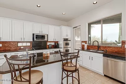 3335 W Carriage Drive, Phoenix, AZ 85086 - Photo 9