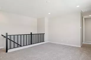 2553 W Satinwood Dr, Phoenix, AZ 85045 - Photo 37