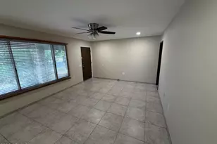 19621 N Palo Verde Dr, Sun City, AZ 85373 - Photo 9