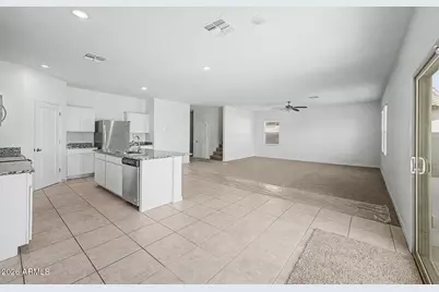 35450 W Santa Clara Avenue, Maricopa, AZ 85138 - Photo 15