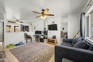 11608 N 20th Dr, Phoenix, AZ 85029 - Photo 5