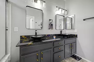 17492 N 167th Dr, Surprise, AZ 85374 - Photo 15