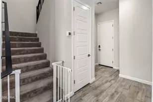 5024 E Campo Bello Dr, Scottsdale, AZ 85254 - Photo 11