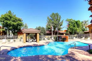 2929 W Yorkshire Dr, Phoenix, AZ 85027 - Photo 11