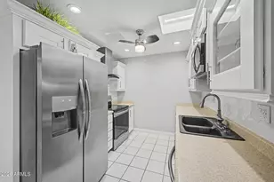 9902 W Cedar Dr, Sun City, AZ 85351 - Photo 17
