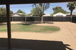 156 W Highland Ave, Phoenix, AZ 85013 - Photo 9