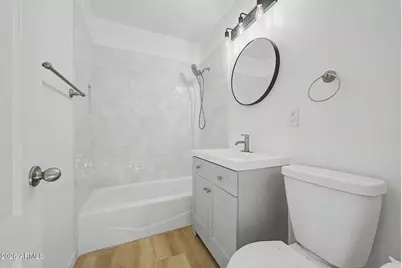 156 W Highland Avenue, Phoenix, AZ 85013 - Photo 9