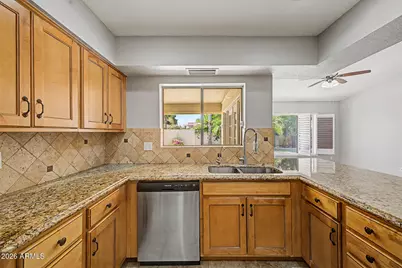 5731 E Marilyn Road, Scottsdale, AZ 85254 - Photo 11