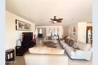 10156 W Golden Lane, Peoria, AZ 85345 - Photo 11