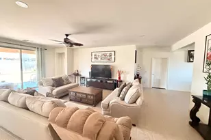 10156 W Golden Ln, Peoria, AZ 85345 - Photo 15
