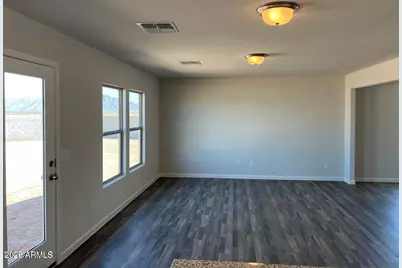 241 S Apache Avenue, Eloy, AZ 85131 - Photo 5