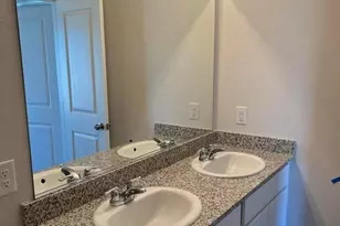 241 S Apache Ave, Eloy, AZ 85131 - Photo 9